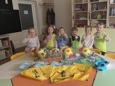 Tęsiame dalyvavimą projekte ,,Futboliukas”