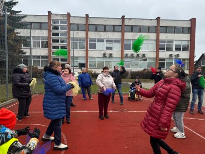 Aktyvi pertrauka su socialiniais partneriais Aktyvi pertrauka su socialiniais partneriais