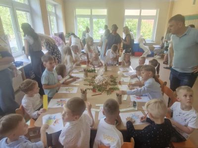 Po atostogų į darželį priešmokyklinukai sugrįžo kupini įspūdžių ir džiugių emocijų
