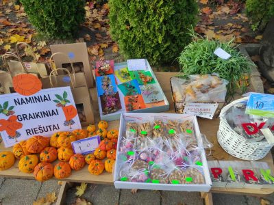 „Saulutėje“ šurmuliavo rudens gėrybių turgus!
